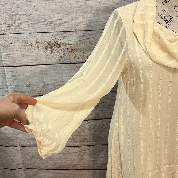 Soft Surroundings Neapolitan Top Tunic NWT Chiffon Layered Cowl Size Medium - Picture 4 of 12